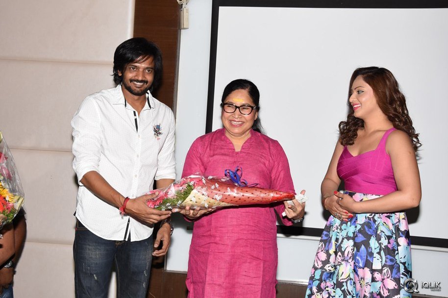 Araku-Roadlo-Movie-First-Look-Launch